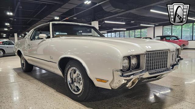 used 1972 Oldsmobile Cutlass car, priced at $29,000