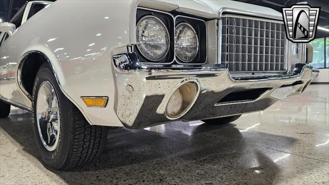 used 1972 Oldsmobile Cutlass car, priced at $29,000