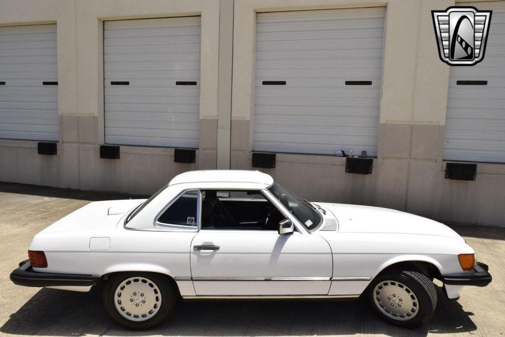 used 1987 Mercedes-Benz 560SL car, priced at $39,000