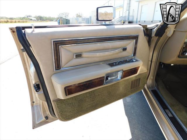 used 1978 Lincoln Town Car car, priced at $32,000