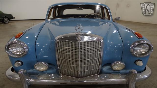 used 1959 Mercedes-Benz 220S car, priced at $19,000