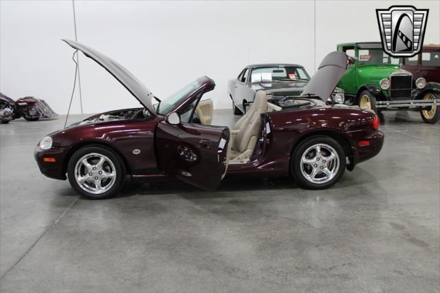 used 2000 Mazda MX-5 Miata car, priced at $12,000