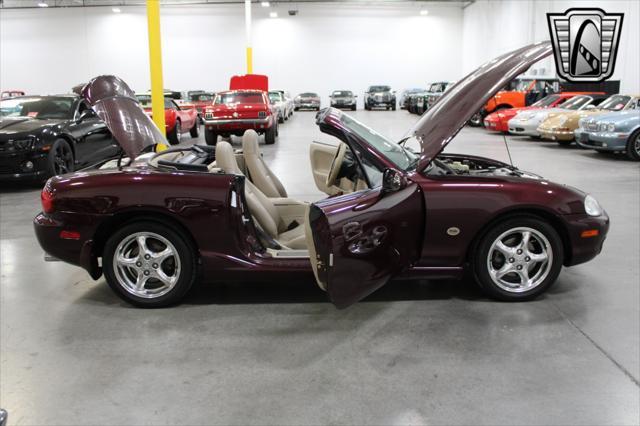 used 2000 Mazda MX-5 Miata car, priced at $12,000