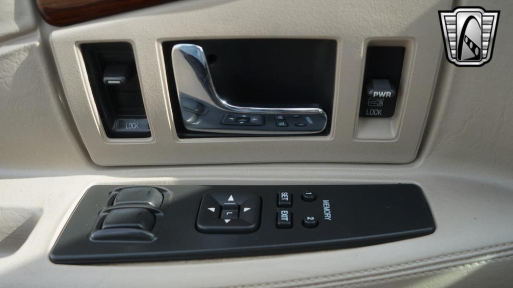 used 2001 Cadillac Eldorado car, priced at $9,000