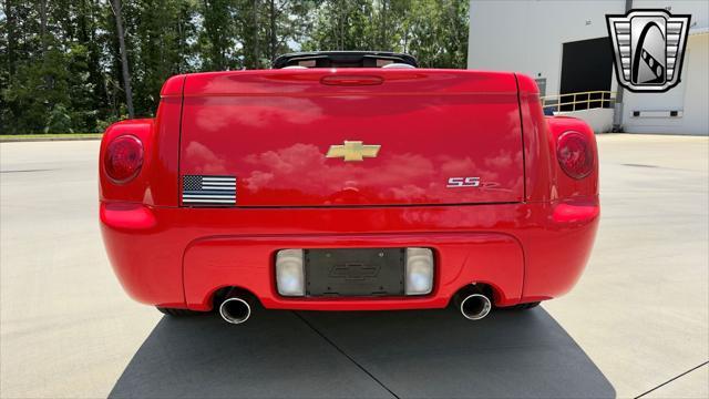 used 2004 Chevrolet SSR car, priced at $20,500