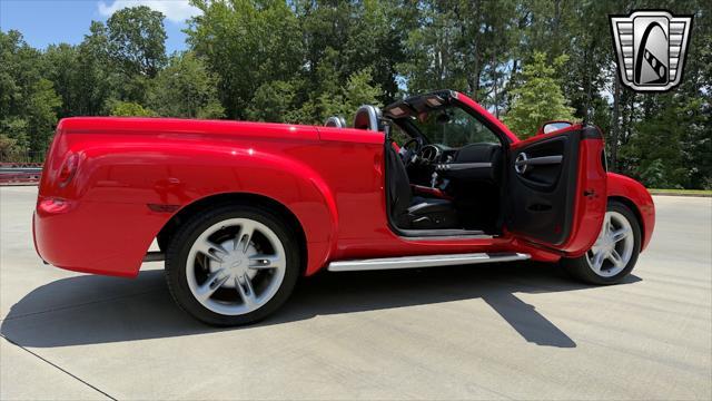 used 2004 Chevrolet SSR car, priced at $20,500