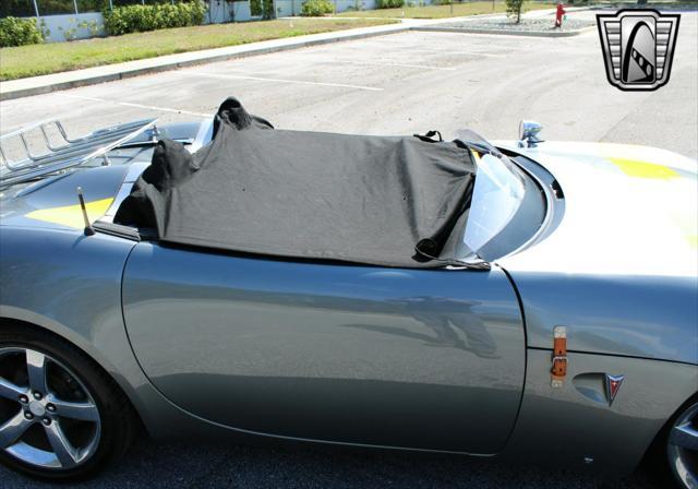 used 2006 Pontiac Solstice car, priced at $19,500