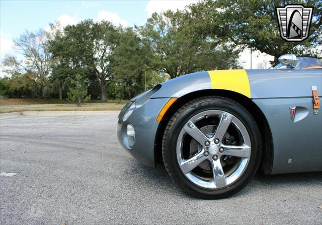 used 2006 Pontiac Solstice car, priced at $19,500