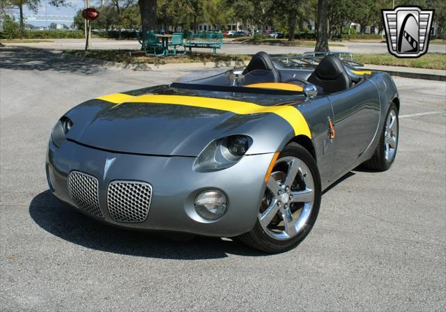 used 2006 Pontiac Solstice car, priced at $19,500