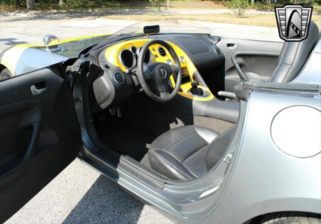 used 2006 Pontiac Solstice car, priced at $19,500