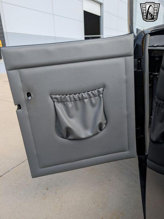 used 1932 Ford Roadster car, priced at $29,000