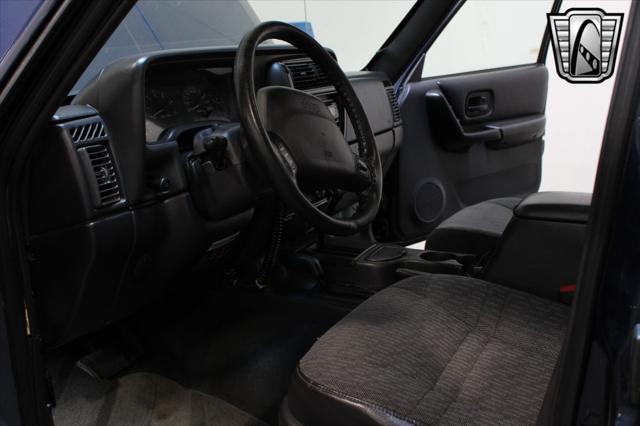 used 2001 Jeep Cherokee car, priced at $22,000