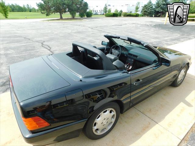 used 1995 Mercedes-Benz SL-Class car, priced at $10,000