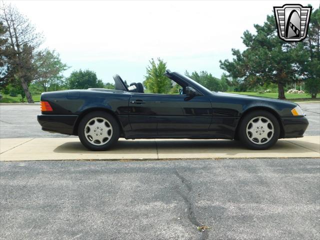 used 1995 Mercedes-Benz SL-Class car, priced at $10,000