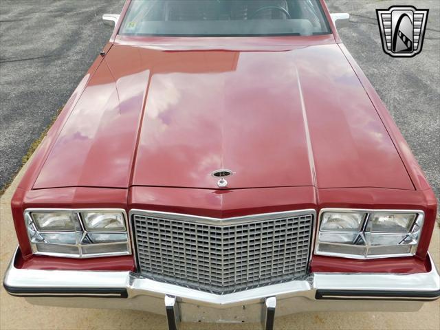 used 1982 Buick Riviera car, priced at $19,000