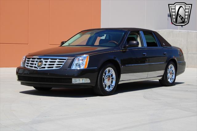 used 2008 Cadillac DTS car, priced at $12,500