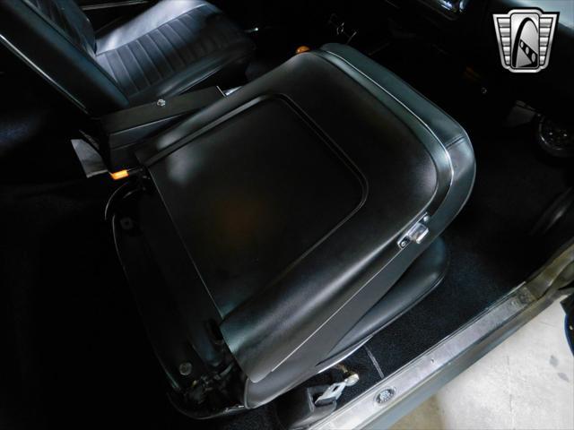 used 1967 Oldsmobile 442 car, priced at $33,000