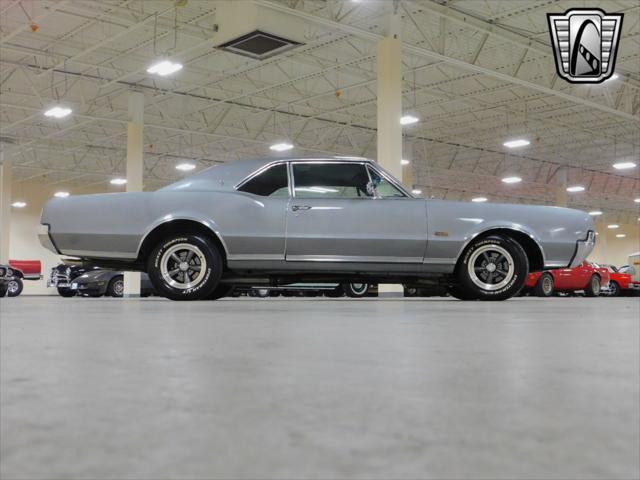 used 1967 Oldsmobile 442 car, priced at $33,000