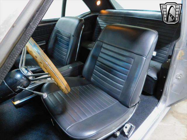 used 1967 Oldsmobile 442 car, priced at $33,000