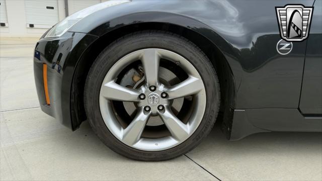 used 2007 Nissan 350Z car, priced at $21,500