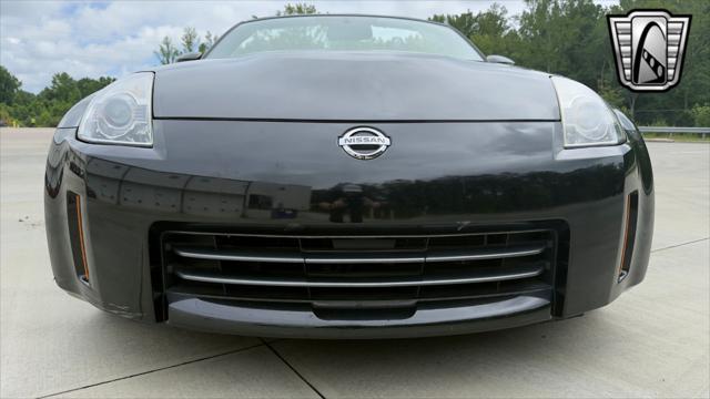 used 2007 Nissan 350Z car, priced at $21,500