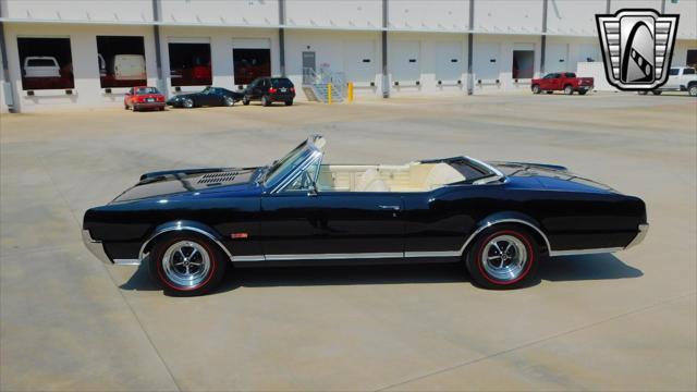 used 1967 Oldsmobile 442 car, priced at $83,000