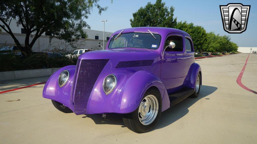 used 1937 Ford Deluxe car, priced at $29,000