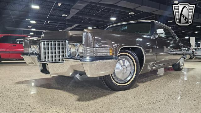 used 1970 Cadillac DeVille car, priced at $11,500