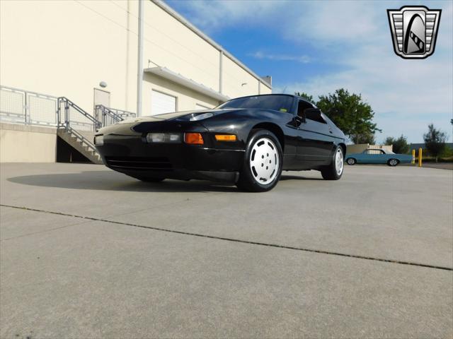 used 1989 Porsche 928 car, priced at $53,000