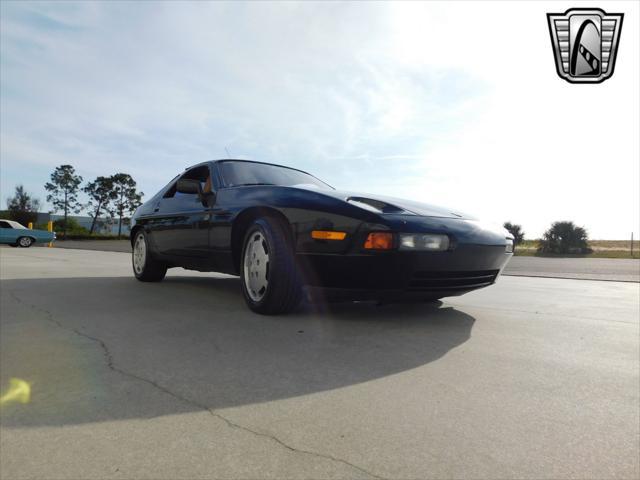 used 1989 Porsche 928 car, priced at $53,000