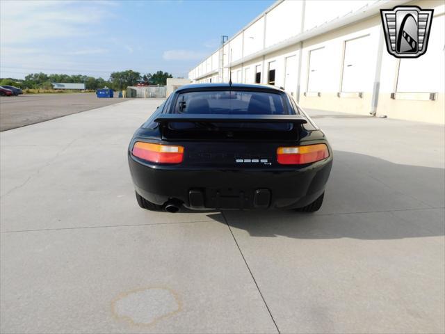 used 1989 Porsche 928 car, priced at $53,000