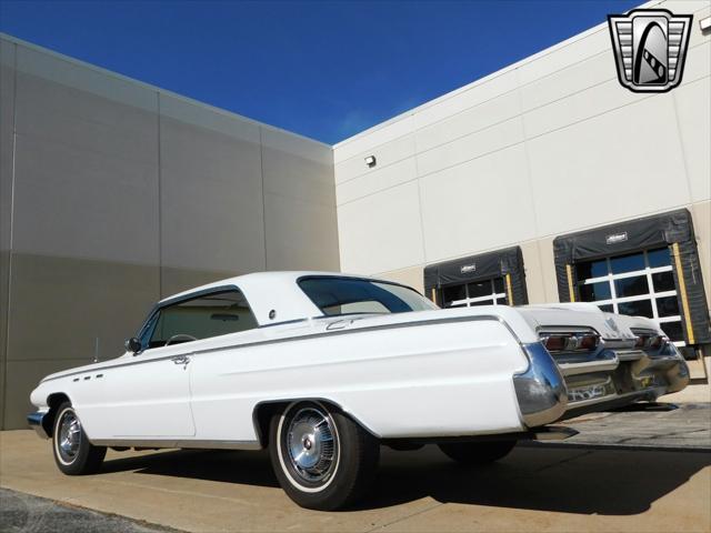 used 1962 Buick Wildcat car, priced at $26,000