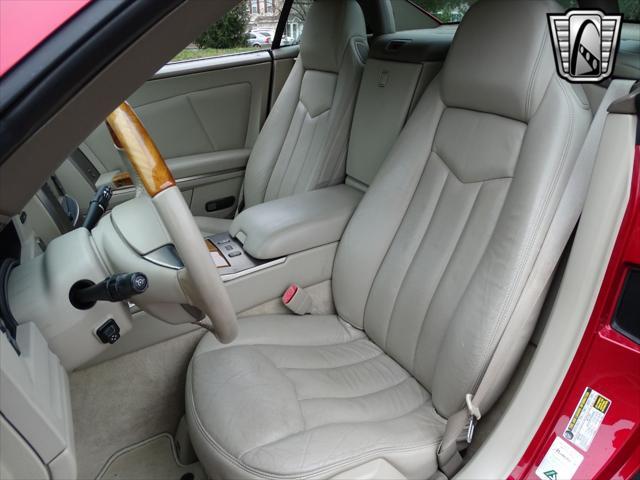used 2005 Cadillac XLR car, priced at $25,000