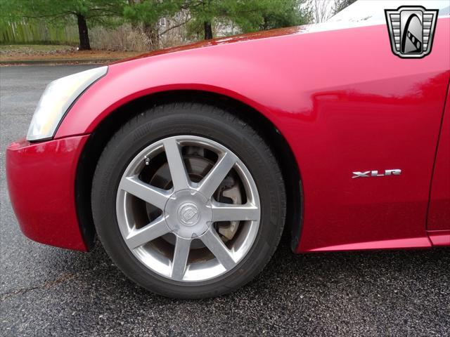 used 2005 Cadillac XLR car, priced at $25,000