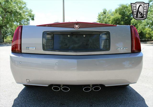 used 2005 Cadillac XLR car, priced at $33,000