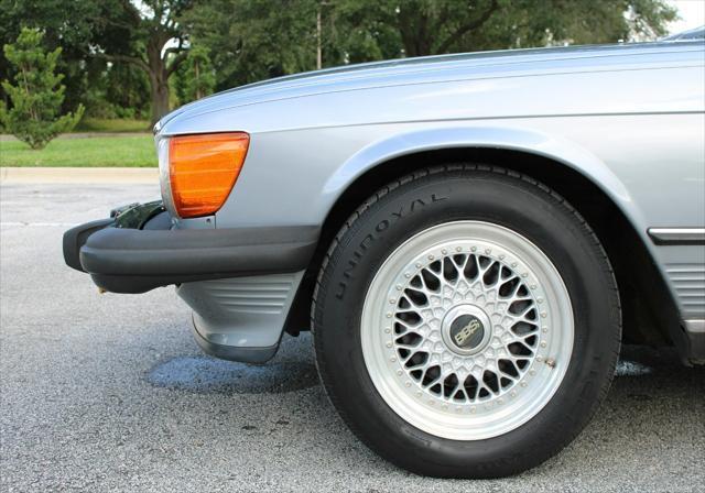 used 1987 Mercedes-Benz 560SL car, priced at $27,000