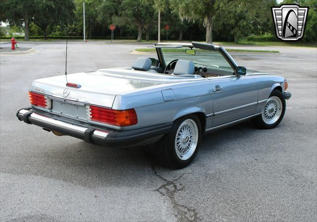 used 1987 Mercedes-Benz 560SL car, priced at $27,000