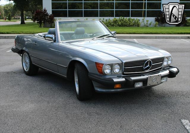 used 1987 Mercedes-Benz 560SL car, priced at $27,000