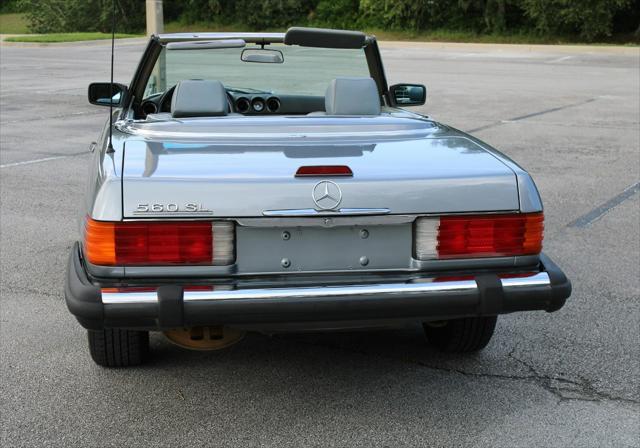 used 1987 Mercedes-Benz 560SL car, priced at $27,000