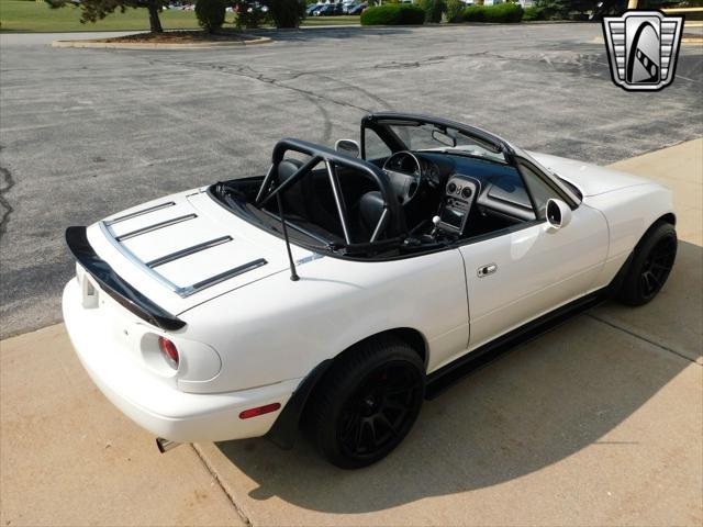 used 1994 Mazda MX-5 Miata car, priced at $16,500