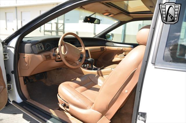 used 1996 Lincoln Mark VIII car, priced at $7,500