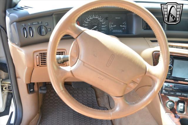 used 1996 Lincoln Mark VIII car, priced at $7,500