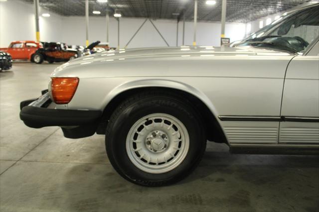 used 1982 Mercedes-Benz 380SL car, priced at $9,000