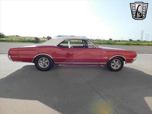 used 1967 Oldsmobile 442 car, priced at $83,000