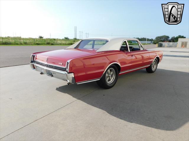 used 1967 Oldsmobile 442 car, priced at $83,000