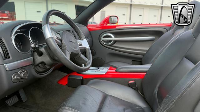 used 2005 Chevrolet SSR car, priced at $27,000