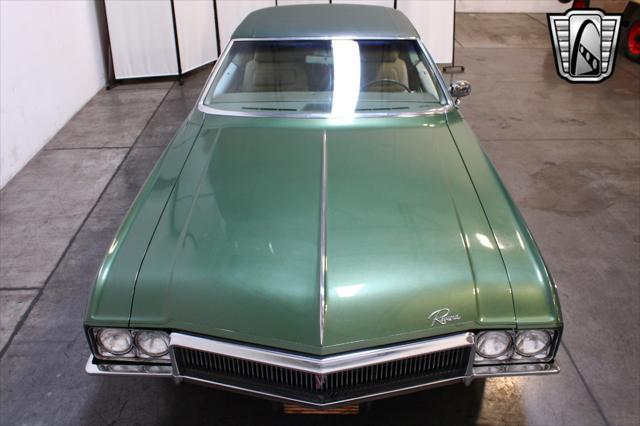 used 1970 Buick Riviera car, priced at $20,000