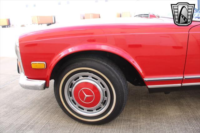 used 1971 Mercedes-Benz 280SL car, priced at $114,000