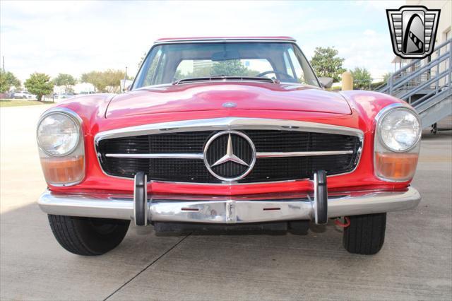 used 1971 Mercedes-Benz 280SL car, priced at $114,000