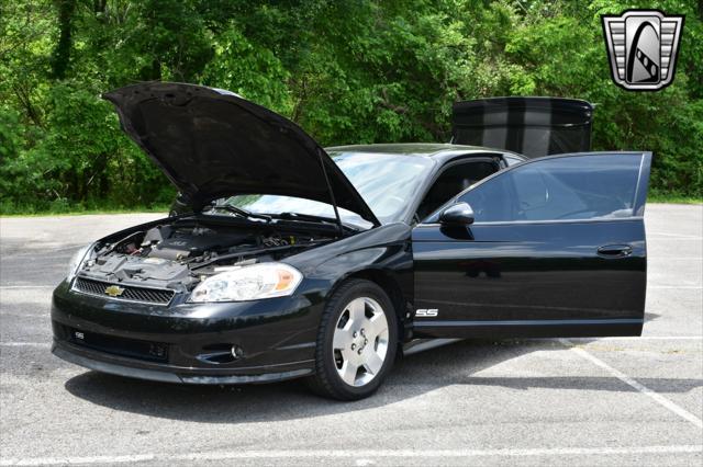 used 2007 Chevrolet Monte Carlo car, priced at $16,000